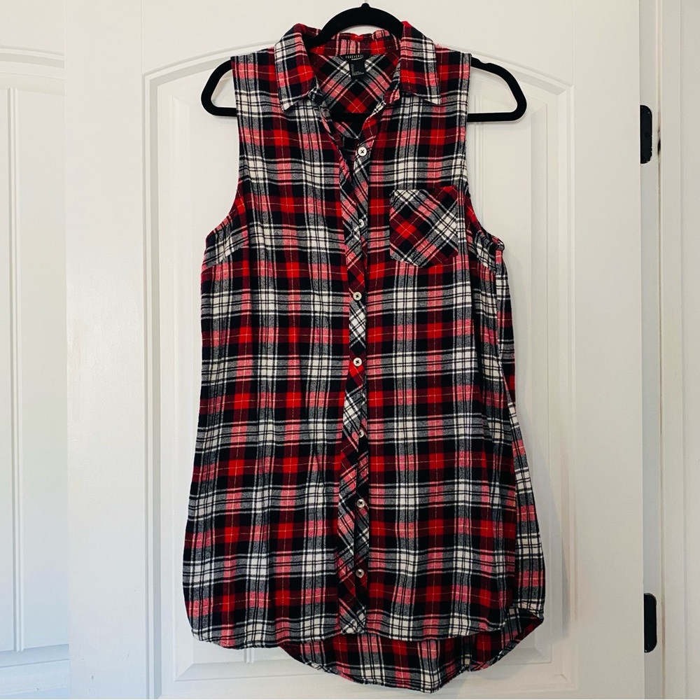 Forever 21 Red and Black Plaid Top size large